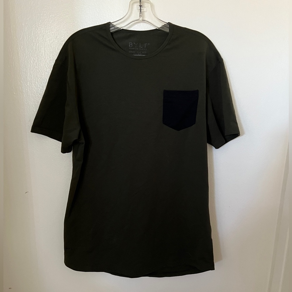 BYLT Basics Drop Cut Lux Mens Pocket Shirt Size Large Army Green